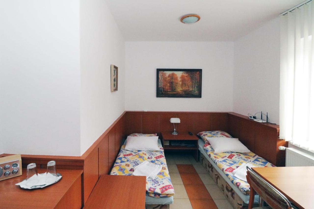 Penzion Hurka Hotel Dolni Libchavy Exterior photo