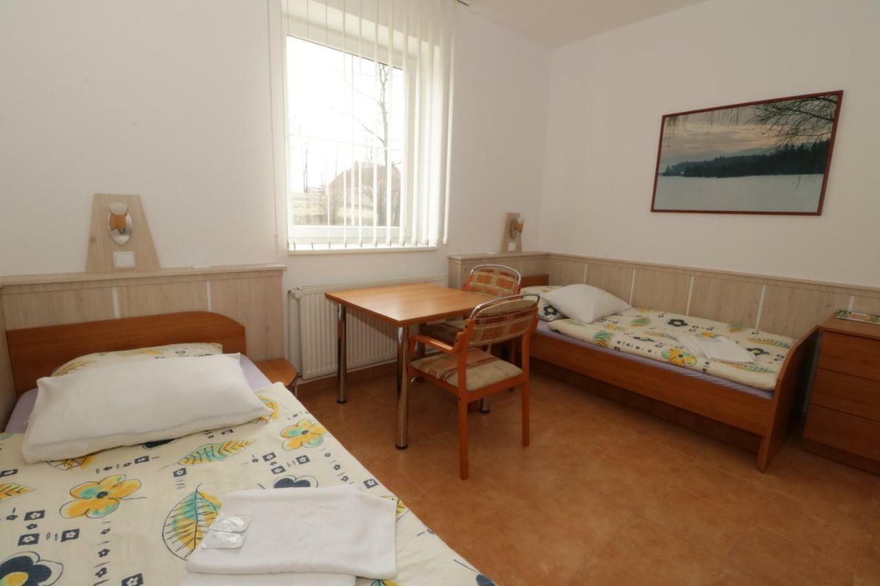 Penzion Hurka Hotel Dolni Libchavy Exterior photo